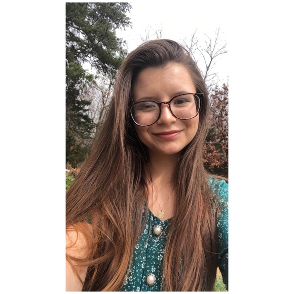 Meet your Posher, Kaylah - Picture 5 of 6